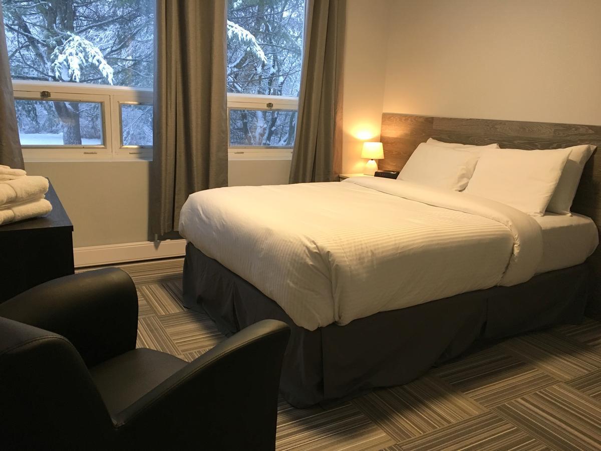 Auberge Valcartier Saint-Gabriel-de-Valcartier Extérieur photo